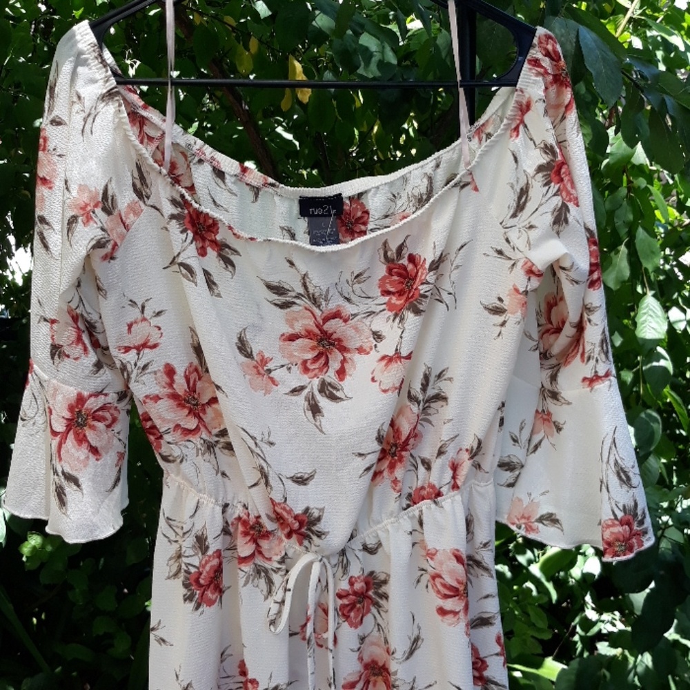 Rue21 Summer Dress - Picture 2 of 8